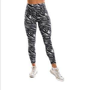 Effortless Scrunch Leggings- Zebra